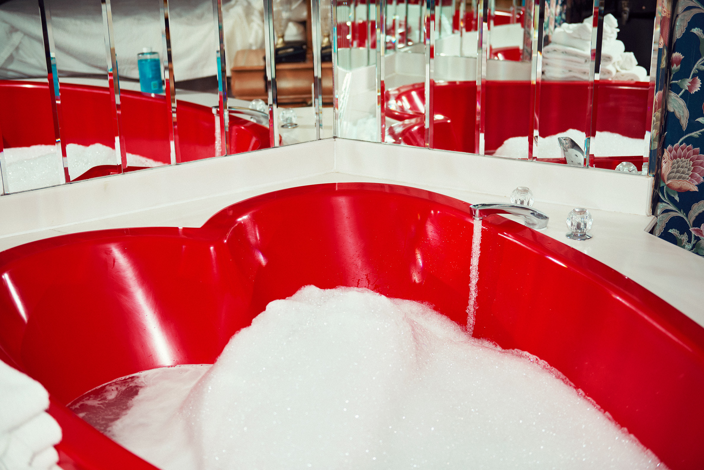 03 NIAGARA 2400706 PROFILE