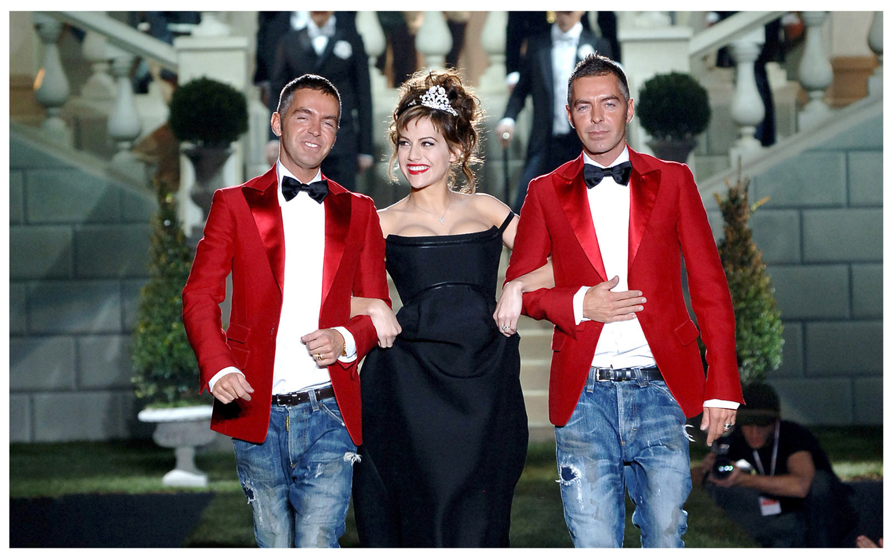 Brittany Murphy FW06 Men's Show Cropped