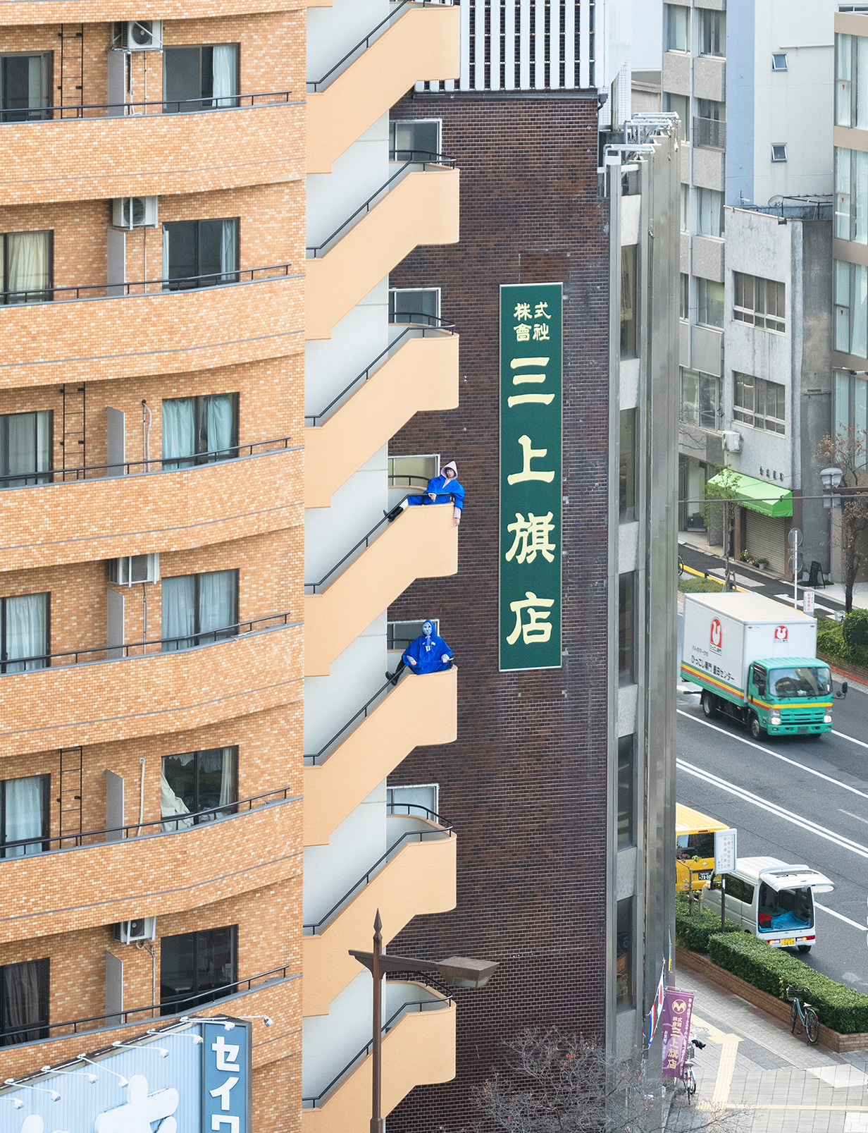 1Alexisonoemane Escaliers Dsf3819 Copie (1)