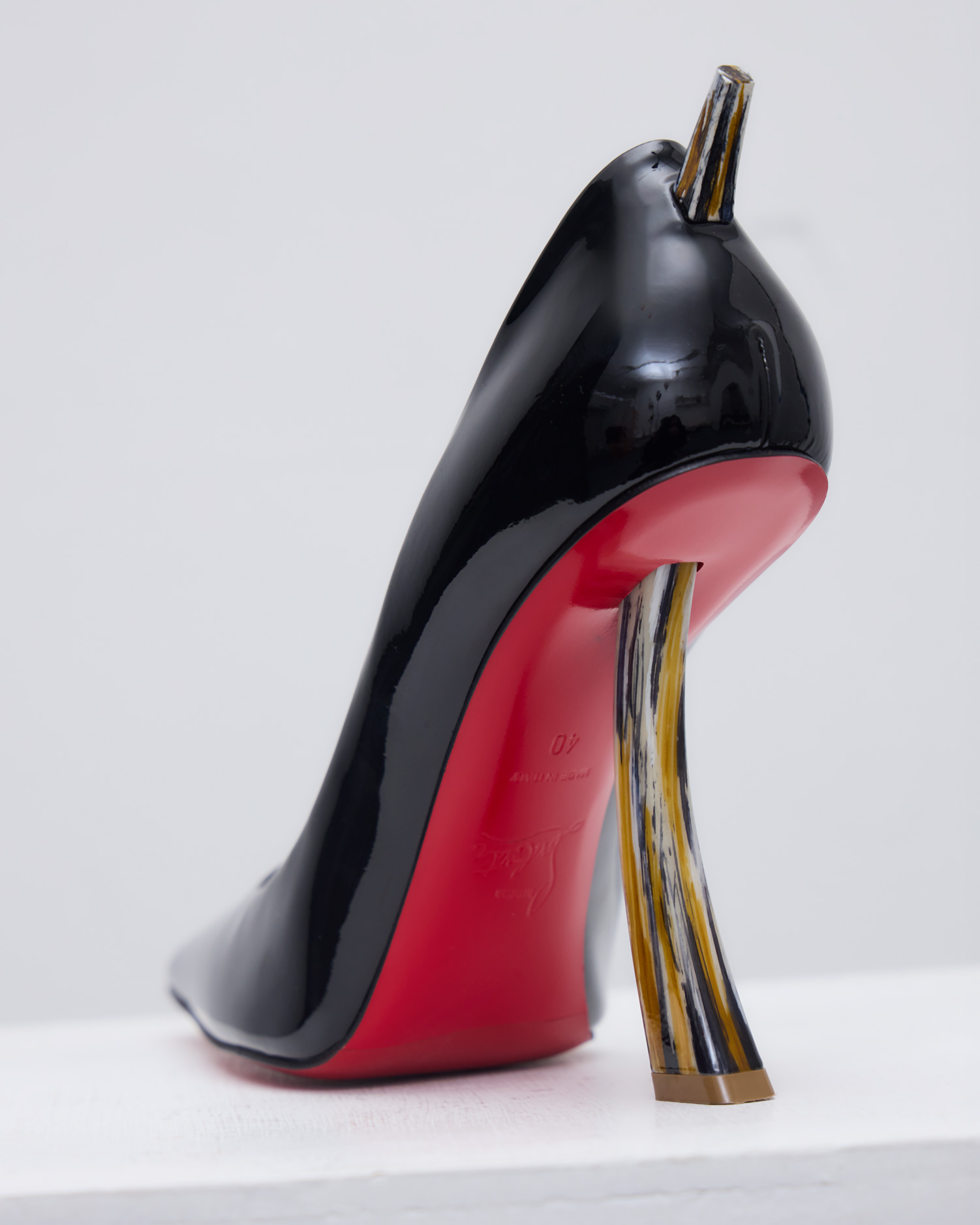 TANK Spring 2025 Louboutin Shoetank Summer 2025 Louboutin Shoe 1278