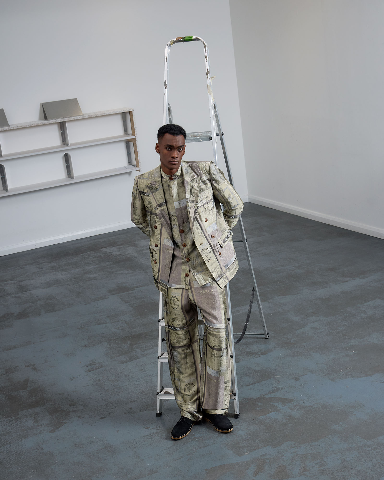 TANK Spring 2025 Suits Labrum 547