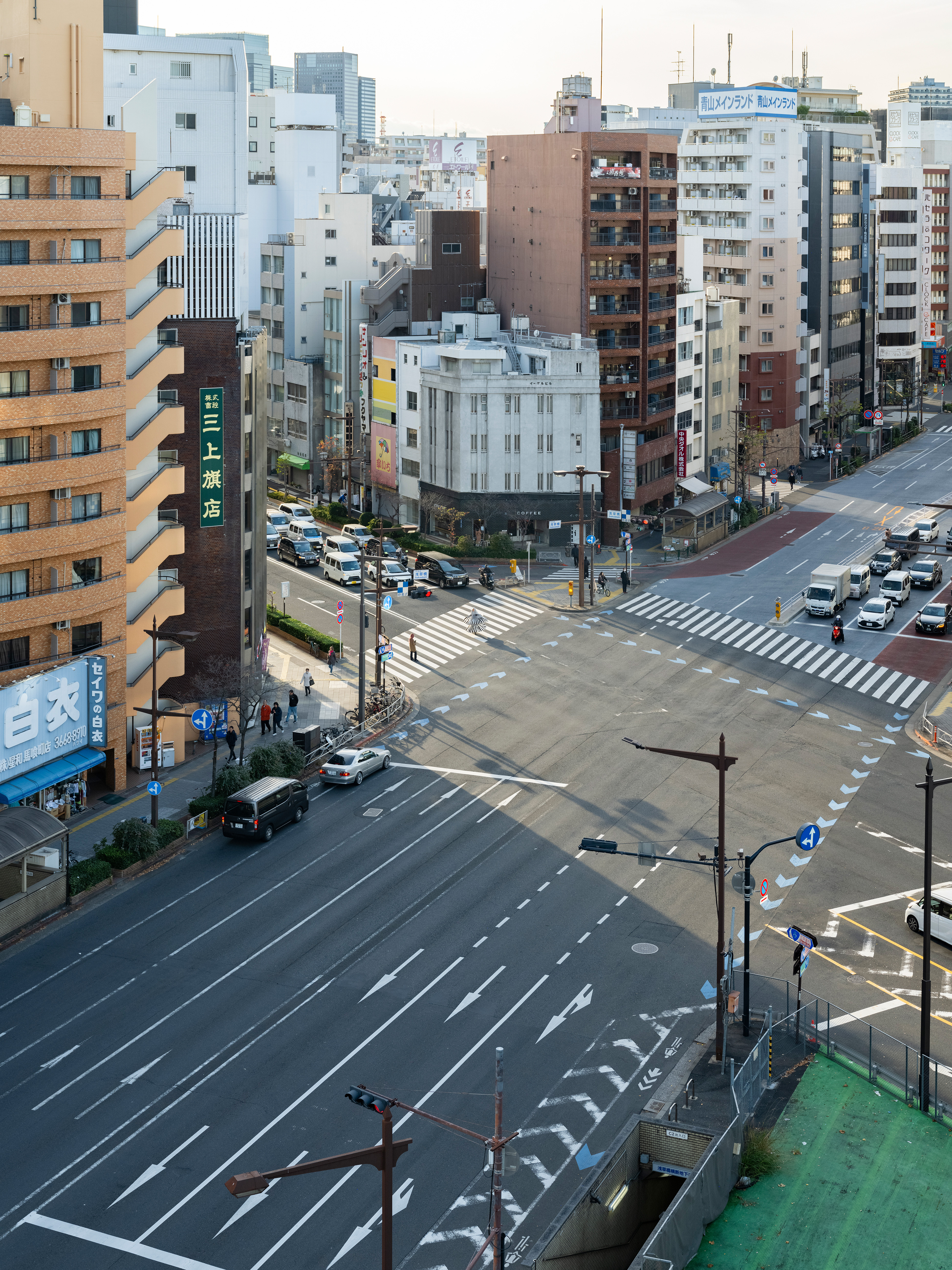 Reina Passage Pieton DSF3785 Copie (1)