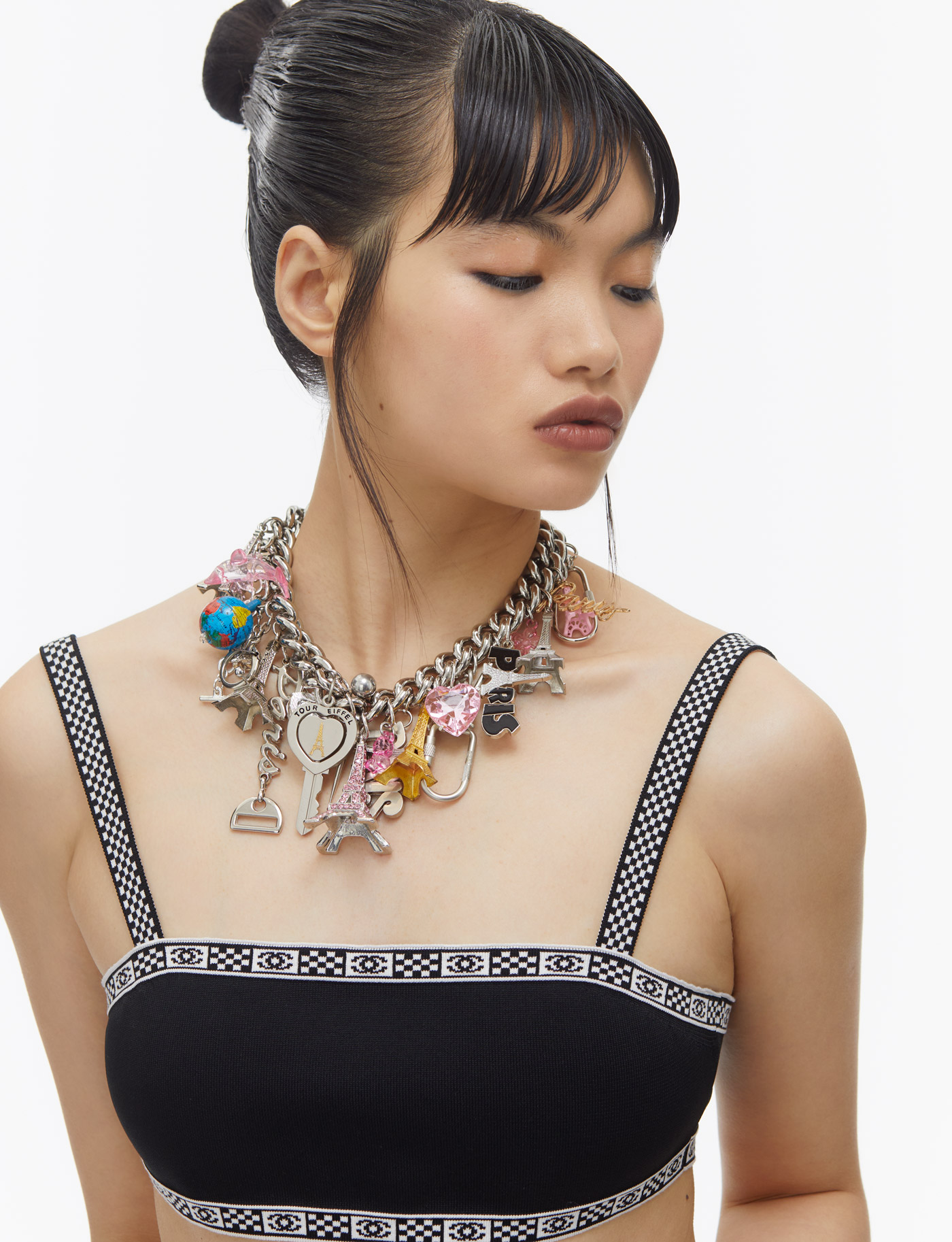 TANK Winter 2022 Front0054