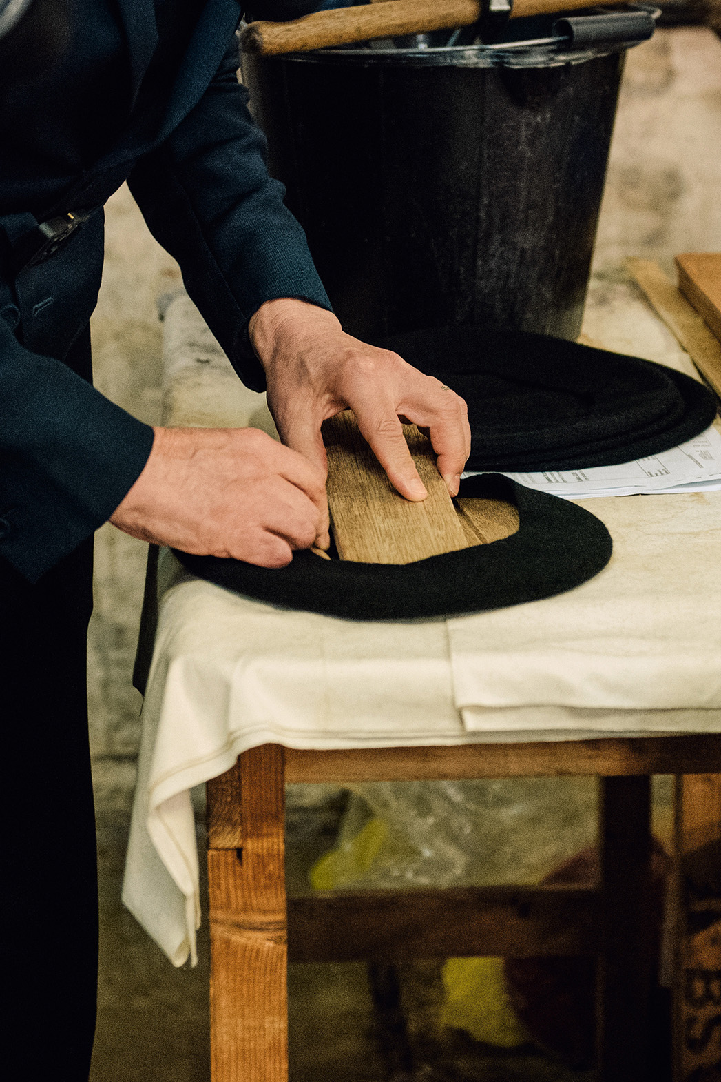 SAVOIR FAIRE ROBERT MACKIE © KIRSTIN MCEWAN 9 (29) Rgb